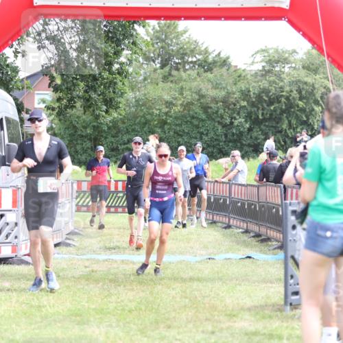 21.06.2026 - 29. Vierlanden-Triathlon Andreas Tolksdorf http://msf.ph/oto/9891528 21.06.2026 13:24:17 Ziel 288, 633, 680, 777, 983, 985, 288, 633, 680, 777, 983, 985 meine-sportfotos.de
