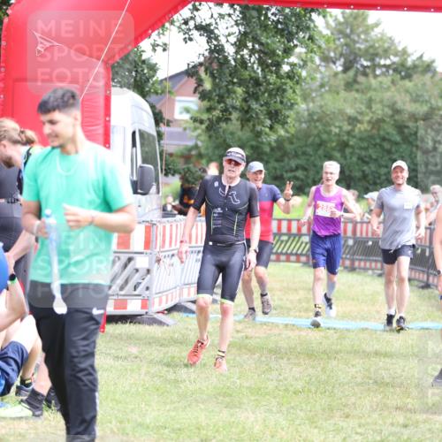 21.06.2026 - 29. Vierlanden-Triathlon Andreas Tolksdorf http://msf.ph/oto/9891545 21.06.2026 13:24:21 Ziel 288, 628, 633, 680, 777, 983, 985, 288, 628, 633, 680, 777, 983, 985 meine-sportfotos.de