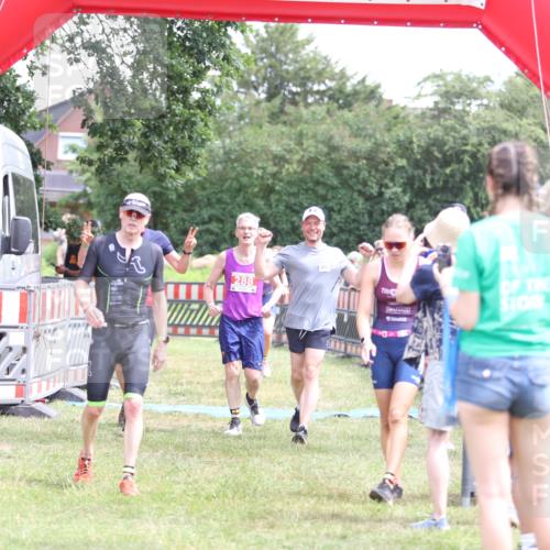 21.06.2026 - 29. Vierlanden-Triathlon Andreas Tolksdorf http://msf.ph/oto/9891552 21.06.2026 13:24:21 Ziel 288, 628, 633, 680, 777, 983, 985, 288, 628, 633, 680, 777, 983, 985 meine-sportfotos.de