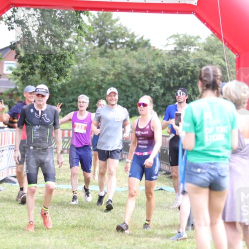 21.06.2026 - 29. Vierlanden-Triathlon Andreas Tolksdorf http://msf.ph/oto/9891559 21.06.2026 13:24:22 Ziel 288, 628, 680, 777, 983, 985, 288, 628, 680, 777, 983, 985 meine-sportfotos.de