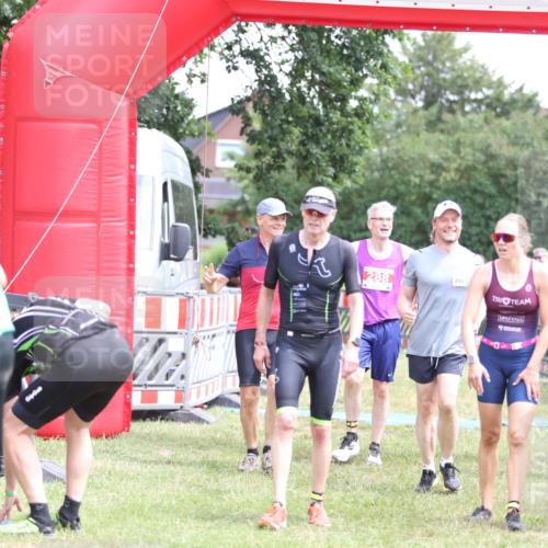 21.06.2026 - 29. Vierlanden-Triathlon Andreas Tolksdorf http://msf.ph/oto/9891562 21.06.2026 13:24:23 Ziel 288, 628, 643, 652, 680, 777, 985, 288, 628, 643, 652, 680, 777, 985 meine-sportfotos.de
