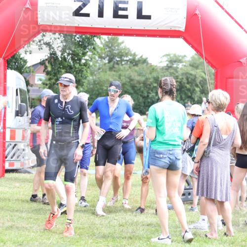 21.06.2026 - 29. Vierlanden-Triathlon Andreas Tolksdorf http://msf.ph/oto/9891576 21.06.2026 13:24:26 Ziel 288, 628, 643, 652, 680, 985, 288, 628, 643, 652, 680, 985 meine-sportfotos.de