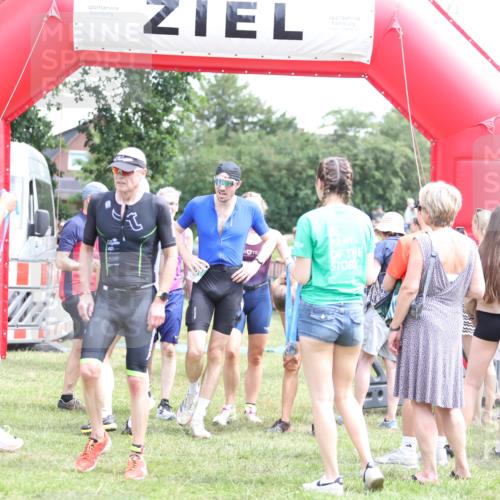 21.06.2026 - 29. Vierlanden-Triathlon Andreas Tolksdorf http://msf.ph/oto/9891578 21.06.2026 13:24:26 Ziel 288, 628, 643, 652, 680, 985, 288, 628, 643, 652, 680, 985 meine-sportfotos.de