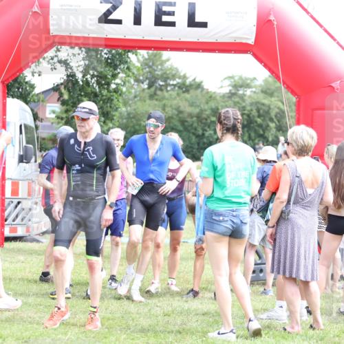 21.06.2026 - 29. Vierlanden-Triathlon Andreas Tolksdorf http://msf.ph/oto/9891579 21.06.2026 13:24:26 Ziel 288, 628, 643, 652, 680, 985, 288, 628, 643, 652, 680, 985 meine-sportfotos.de