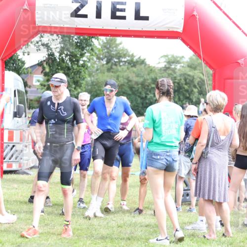 21.06.2026 - 29. Vierlanden-Triathlon Andreas Tolksdorf http://msf.ph/oto/9891581 21.06.2026 13:24:26 Ziel 288, 628, 643, 652, 680, 985, 288, 628, 643, 652, 680, 985 meine-sportfotos.de