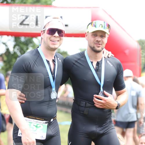 21.06.2026 - 29. Vierlanden-Triathlon Andreas Tolksdorf http://msf.ph/oto/9891598 21.06.2026 13:25:11 Ziel 994, 994 meine-sportfotos.de