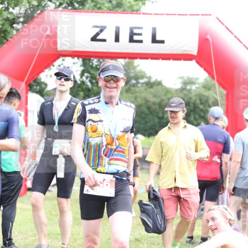 21.06.2026 - 29. Vierlanden-Triathlon Andreas Tolksdorf http://msf.ph/oto/9891601 21.06.2026 13:25:14 Ziel 994, 994 meine-sportfotos.de