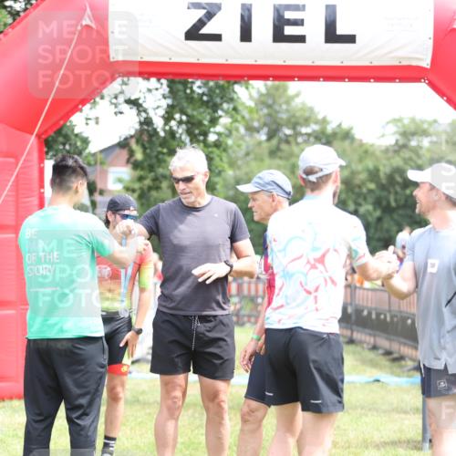 21.06.2026 - 29. Vierlanden-Triathlon Andreas Tolksdorf http://msf.ph/oto/9891630 21.06.2026 13:26:13 Ziel 135, 135 meine-sportfotos.de