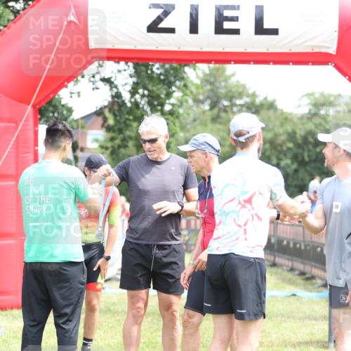 21.06.2026 - 29. Vierlanden-Triathlon Andreas Tolksdorf http://msf.ph/oto/9891632 21.06.2026 13:26:13 Ziel 135, 135 meine-sportfotos.de
