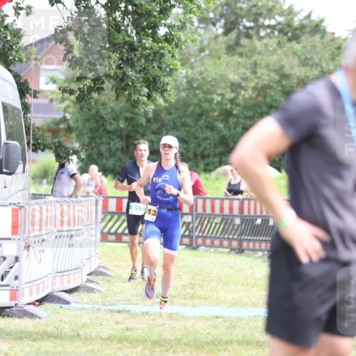 21.06.2026 - 29. Vierlanden-Triathlon Andreas Tolksdorf http://msf.ph/oto/9891653 21.06.2026 13:26:36 Ziel 817, 1013, 817, 1013 meine-sportfotos.de
