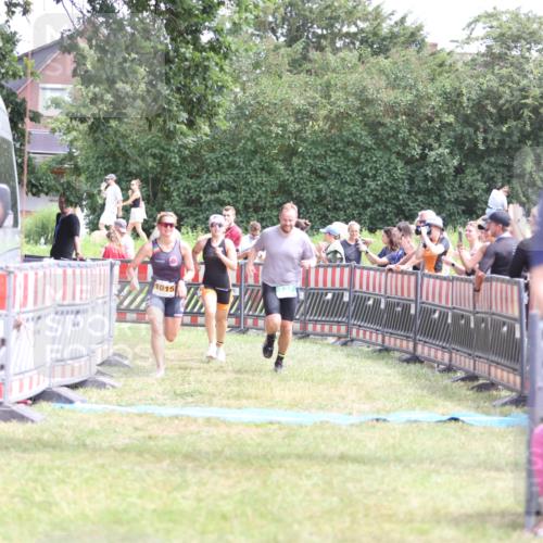 21.06.2026 - 29. Vierlanden-Triathlon Andreas Tolksdorf http://msf.ph/oto/9891680 21.06.2026 13:27:41 Ziel 727, 990, 995, 1015, 727, 990, 995, 1015 meine-sportfotos.de