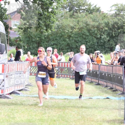 21.06.2026 - 29. Vierlanden-Triathlon Andreas Tolksdorf http://msf.ph/oto/9891690 21.06.2026 13:27:43 Ziel 727, 990, 995, 1015, 727, 990, 995, 1015 meine-sportfotos.de