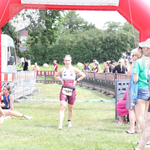 21.06.2026 - 29. Vierlanden-Triathlon Andreas Tolksdorf http://msf.ph/oto/9891733 21.06.2026 13:28:19 Ziel 684, 835, 684, 835 meine-sportfotos.de