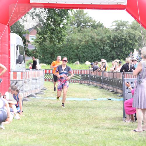 21.06.2026 - 29. Vierlanden-Triathlon Andreas Tolksdorf http://msf.ph/oto/9891746 21.06.2026 13:28:28 Ziel 38, 684, 835, 1009, 38, 684, 835, 1009 meine-sportfotos.de