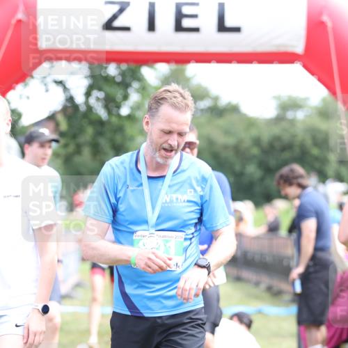 21.06.2026 - 29. Vierlanden-Triathlon Andreas Tolksdorf http://msf.ph/oto/9891805 21.06.2026 13:29:08 Ziel 746, 1004, 746, 1004 meine-sportfotos.de