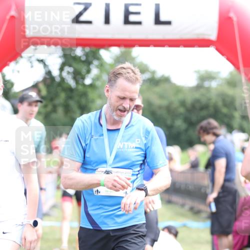 21.06.2026 - 29. Vierlanden-Triathlon Andreas Tolksdorf http://msf.ph/oto/9891806 21.06.2026 13:29:08 Ziel 746, 1004, 746, 1004 meine-sportfotos.de