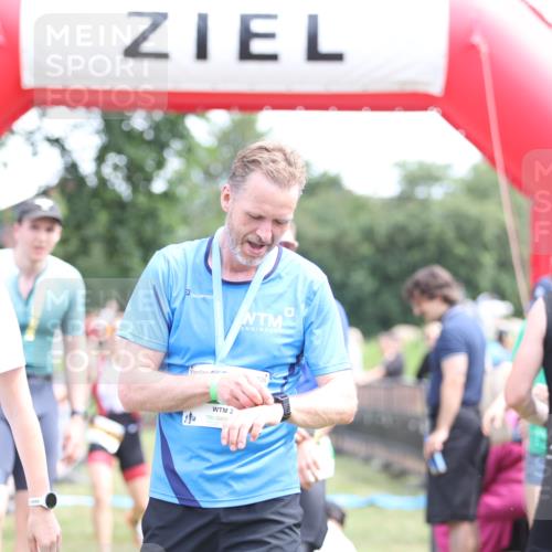 21.06.2026 - 29. Vierlanden-Triathlon Andreas Tolksdorf http://msf.ph/oto/9891809 21.06.2026 13:29:08 Ziel 746, 1004, 746, 1004 meine-sportfotos.de