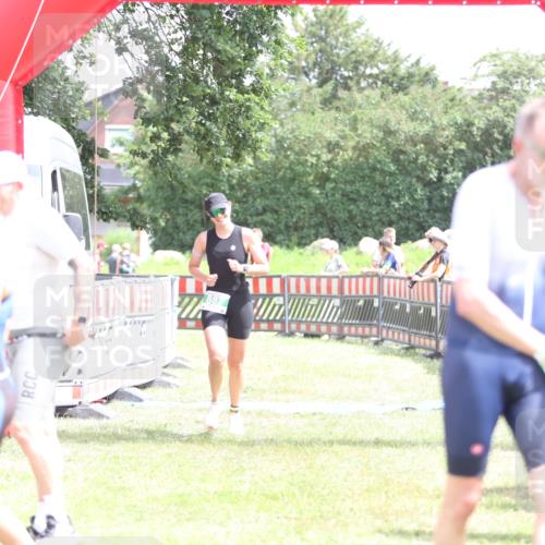 21.06.2026 - 29. Vierlanden-Triathlon Andreas Tolksdorf http://msf.ph/oto/9891872 21.06.2026 13:31:02 Ziel 887, 887 meine-sportfotos.de