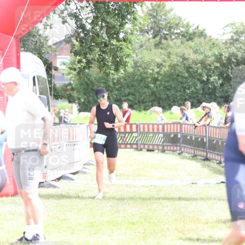 21.06.2026 - 29. Vierlanden-Triathlon Andreas Tolksdorf http://msf.ph/oto/9891875 21.06.2026 13:31:02 Ziel 887, 887 meine-sportfotos.de