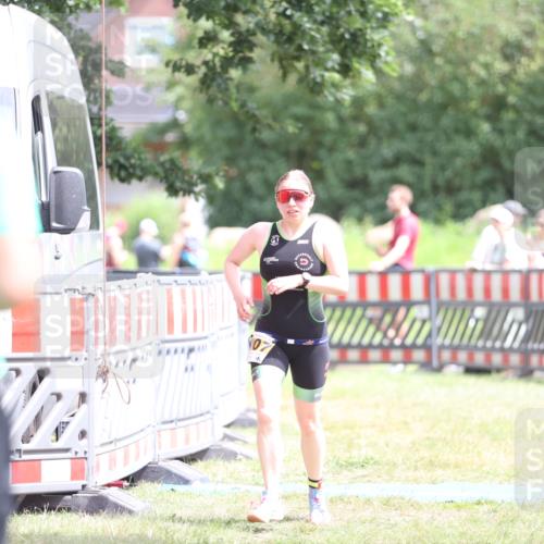 21.06.2026 - 29. Vierlanden-Triathlon Andreas Tolksdorf http://msf.ph/oto/9891888 21.06.2026 13:31:19 Ziel 1007, 1016, 1007, 1016 meine-sportfotos.de