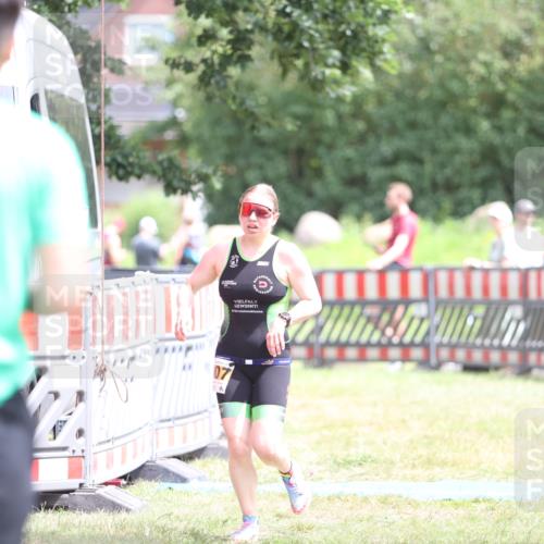 21.06.2026 - 29. Vierlanden-Triathlon Andreas Tolksdorf http://msf.ph/oto/9891892 21.06.2026 13:31:19 Ziel 1007, 1016, 1007, 1016 meine-sportfotos.de