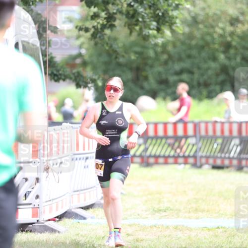 21.06.2026 - 29. Vierlanden-Triathlon Andreas Tolksdorf http://msf.ph/oto/9891893 21.06.2026 13:31:19 Ziel 1007, 1016, 1007, 1016 meine-sportfotos.de