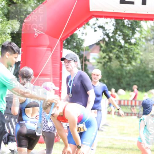 21.06.2026 - 29. Vierlanden-Triathlon Andreas Tolksdorf http://msf.ph/oto/9891895 21.06.2026 13:31:44 Ziel 98, 163, 999, 1021, 98, 163, 999, 1021 meine-sportfotos.de