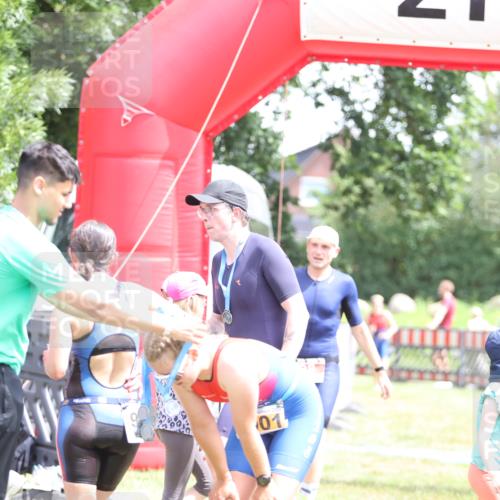 21.06.2026 - 29. Vierlanden-Triathlon Andreas Tolksdorf http://msf.ph/oto/9891897 21.06.2026 13:31:44 Ziel 98, 163, 999, 1021, 98, 163, 999, 1021 meine-sportfotos.de