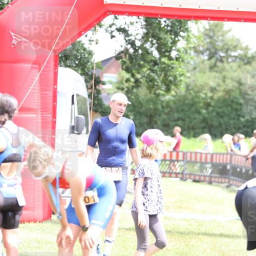 21.06.2026 - 29. Vierlanden-Triathlon Andreas Tolksdorf http://msf.ph/oto/9891902 21.06.2026 13:31:45 Ziel 98, 163, 999, 1021, 98, 163, 999, 1021 meine-sportfotos.de