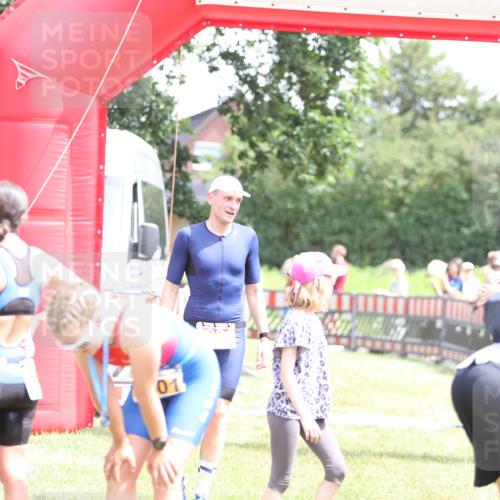 21.06.2026 - 29. Vierlanden-Triathlon Andreas Tolksdorf http://msf.ph/oto/9891904 21.06.2026 13:31:46 Ziel 98, 163, 999, 1021, 98, 163, 999, 1021 meine-sportfotos.de