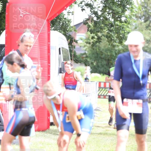 21.06.2026 - 29. Vierlanden-Triathlon Andreas Tolksdorf http://msf.ph/oto/9891910 21.06.2026 13:31:52 Ziel 163, 999, 1021, 163, 999, 1021 meine-sportfotos.de