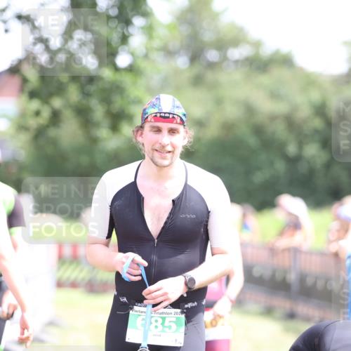 21.06.2026 - 29. Vierlanden-Triathlon Andreas Tolksdorf http://msf.ph/oto/9891925 21.06.2026 13:31:58 Ziel 1021, 1021 meine-sportfotos.de