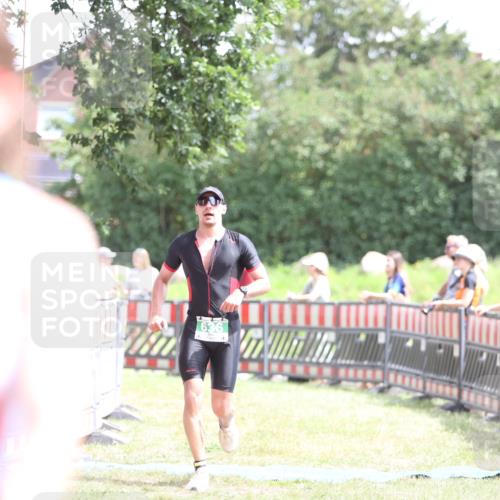 21.06.2026 - 29. Vierlanden-Triathlon Andreas Tolksdorf http://msf.ph/oto/9891930 21.06.2026 13:32:10 Ziel 636, 987, 636, 987 meine-sportfotos.de
