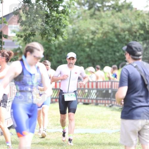 21.06.2026 - 29. Vierlanden-Triathlon Andreas Tolksdorf http://msf.ph/oto/9891953 21.06.2026 13:32:29 Ziel 683, 769, 804, 900, 986, 1003, 1010, 683, 769, 804, 900, 986, 1003, 1010 meine-sportfotos.de