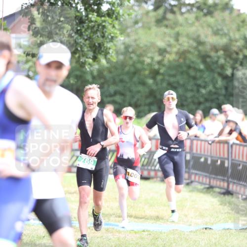 21.06.2026 - 29. Vierlanden-Triathlon Andreas Tolksdorf http://msf.ph/oto/9891958 21.06.2026 13:32:36 Ziel 683, 769, 986, 1003, 683, 769, 986, 1003 meine-sportfotos.de