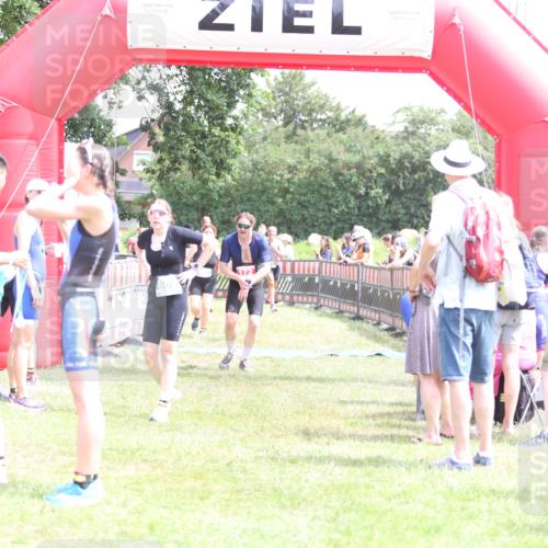 21.06.2026 - 29. Vierlanden-Triathlon Andreas Tolksdorf http://msf.ph/oto/9891981 21.06.2026 13:33:17 Ziel 172, 672, 786, 794, 872, 897, 172, 672, 786, 794, 872, 897 meine-sportfotos.de