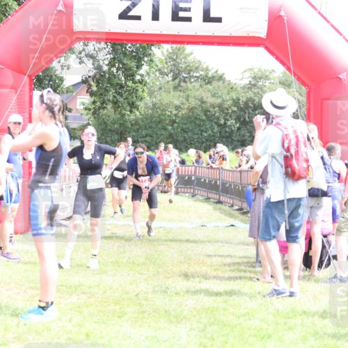 21.06.2026 - 29. Vierlanden-Triathlon Andreas Tolksdorf http://msf.ph/oto/9891987 21.06.2026 13:33:17 Ziel 172, 672, 786, 794, 872, 897, 172, 672, 786, 794, 872, 897 meine-sportfotos.de