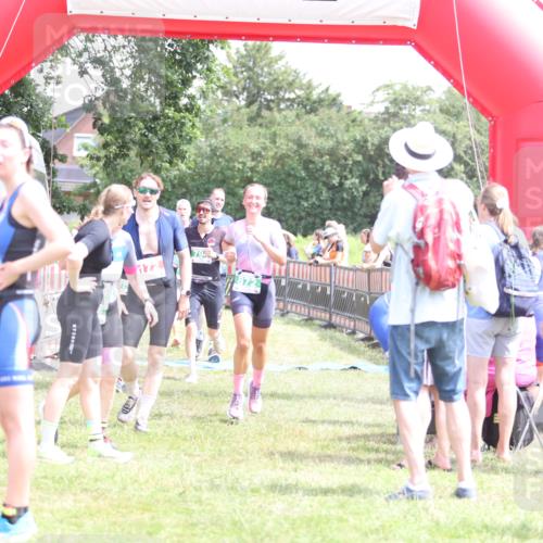 21.06.2026 - 29. Vierlanden-Triathlon Andreas Tolksdorf http://msf.ph/oto/9891989 21.06.2026 13:33:20 Ziel 172, 672, 786, 794, 872, 897, 172, 672, 786, 794, 872, 897 meine-sportfotos.de