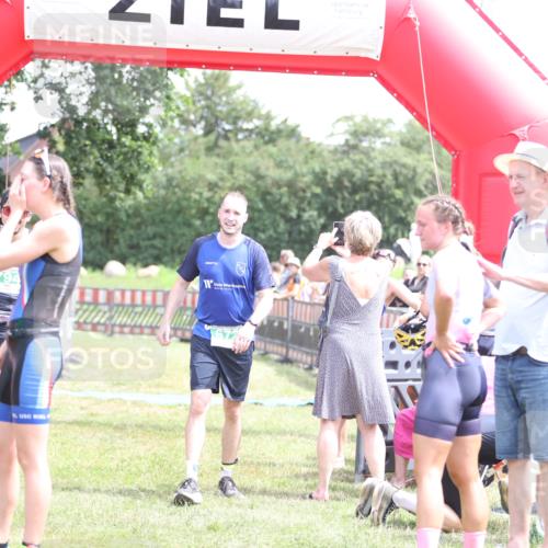 21.06.2026 - 29. Vierlanden-Triathlon Andreas Tolksdorf http://msf.ph/oto/9891994 21.06.2026 13:33:29 Ziel 59, 737, 776, 869, 59, 737, 776, 869 meine-sportfotos.de