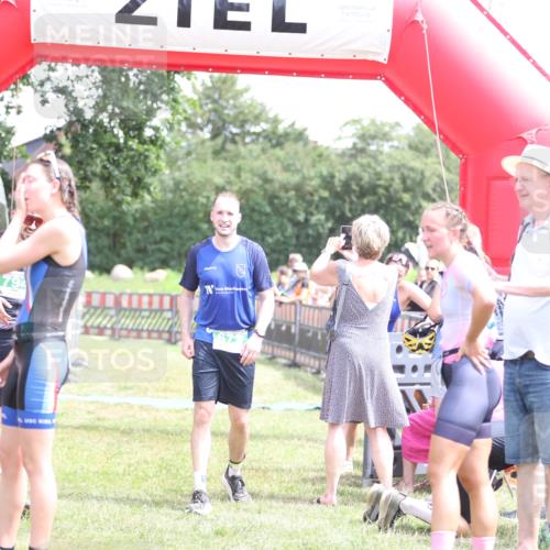 21.06.2026 - 29. Vierlanden-Triathlon Andreas Tolksdorf http://msf.ph/oto/9891998 21.06.2026 13:33:29 Ziel 59, 737, 776, 869, 59, 737, 776, 869 meine-sportfotos.de