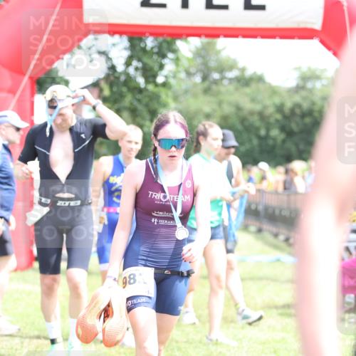 21.06.2026 - 29. Vierlanden-Triathlon Andreas Tolksdorf http://msf.ph/oto/9892007 21.06.2026 13:34:39 Ziel 171, 171 meine-sportfotos.de