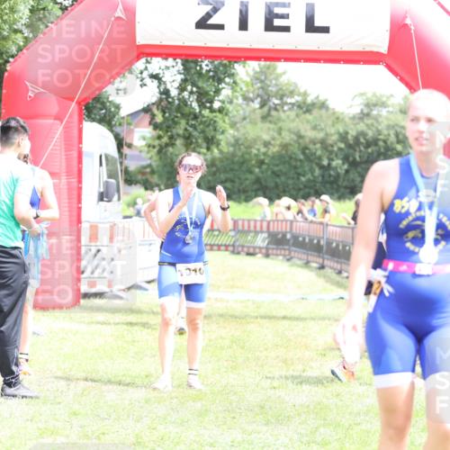 21.06.2026 - 29. Vierlanden-Triathlon Andreas Tolksdorf http://msf.ph/oto/9892021 21.06.2026 13:34:43 Ziel 171, 171 meine-sportfotos.de