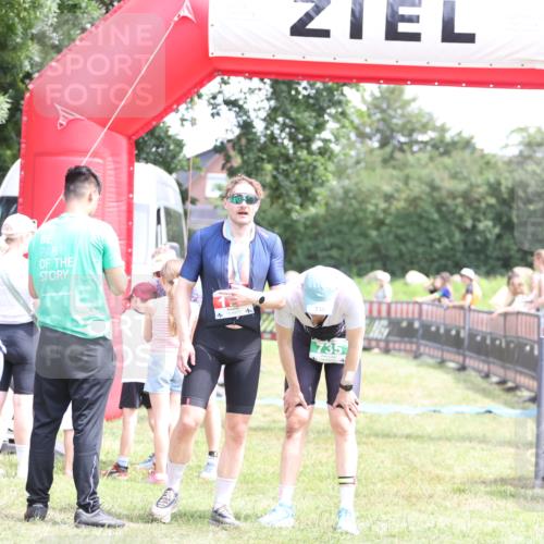 21.06.2026 - 29. Vierlanden-Triathlon Andreas Tolksdorf http://msf.ph/oto/9892105 21.06.2026 13:36:46 Ziel  meine-sportfotos.de