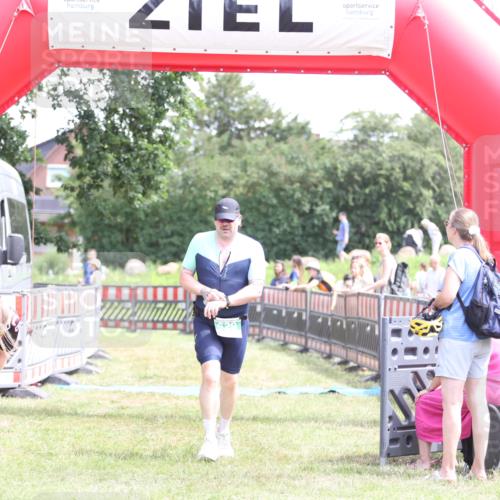 21.06.2026 - 29. Vierlanden-Triathlon Andreas Tolksdorf http://msf.ph/oto/9892127 21.06.2026 13:37:30 Ziel 629, 1002, 629, 1002 meine-sportfotos.de