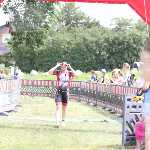 21.06.2026 - 29. Vierlanden-Triathlon Andreas Tolksdorf http://msf.ph/oto/9892139 21.06.2026 13:37:44 Ziel 846, 870, 1002, 846, 870, 1002 meine-sportfotos.de