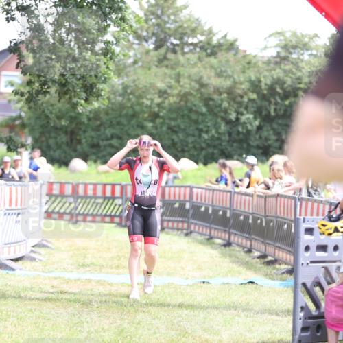 21.06.2026 - 29. Vierlanden-Triathlon Andreas Tolksdorf http://msf.ph/oto/9892143 21.06.2026 13:37:44 Ziel 846, 870, 1002, 846, 870, 1002 meine-sportfotos.de