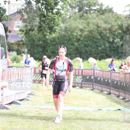 21.06.2026 - 29. Vierlanden-Triathlon Andreas Tolksdorf http://msf.ph/oto/9892158 21.06.2026 13:37:45 Ziel 846, 870, 1002, 846, 870, 1002 meine-sportfotos.de