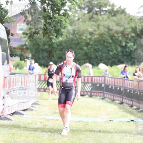 21.06.2026 - 29. Vierlanden-Triathlon Andreas Tolksdorf http://msf.ph/oto/9892159 21.06.2026 13:37:46 Ziel 846, 870, 1002, 846, 870, 1002 meine-sportfotos.de