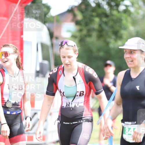 21.06.2026 - 29. Vierlanden-Triathlon Andreas Tolksdorf http://msf.ph/oto/9892164 21.06.2026 13:37:58 Ziel 720, 863, 997, 720, 863, 997 meine-sportfotos.de