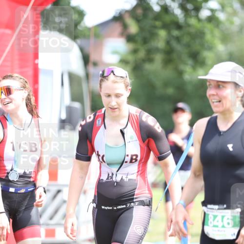 21.06.2026 - 29. Vierlanden-Triathlon Andreas Tolksdorf http://msf.ph/oto/9892165 21.06.2026 13:37:58 Ziel 720, 863, 997, 720, 863, 997 meine-sportfotos.de